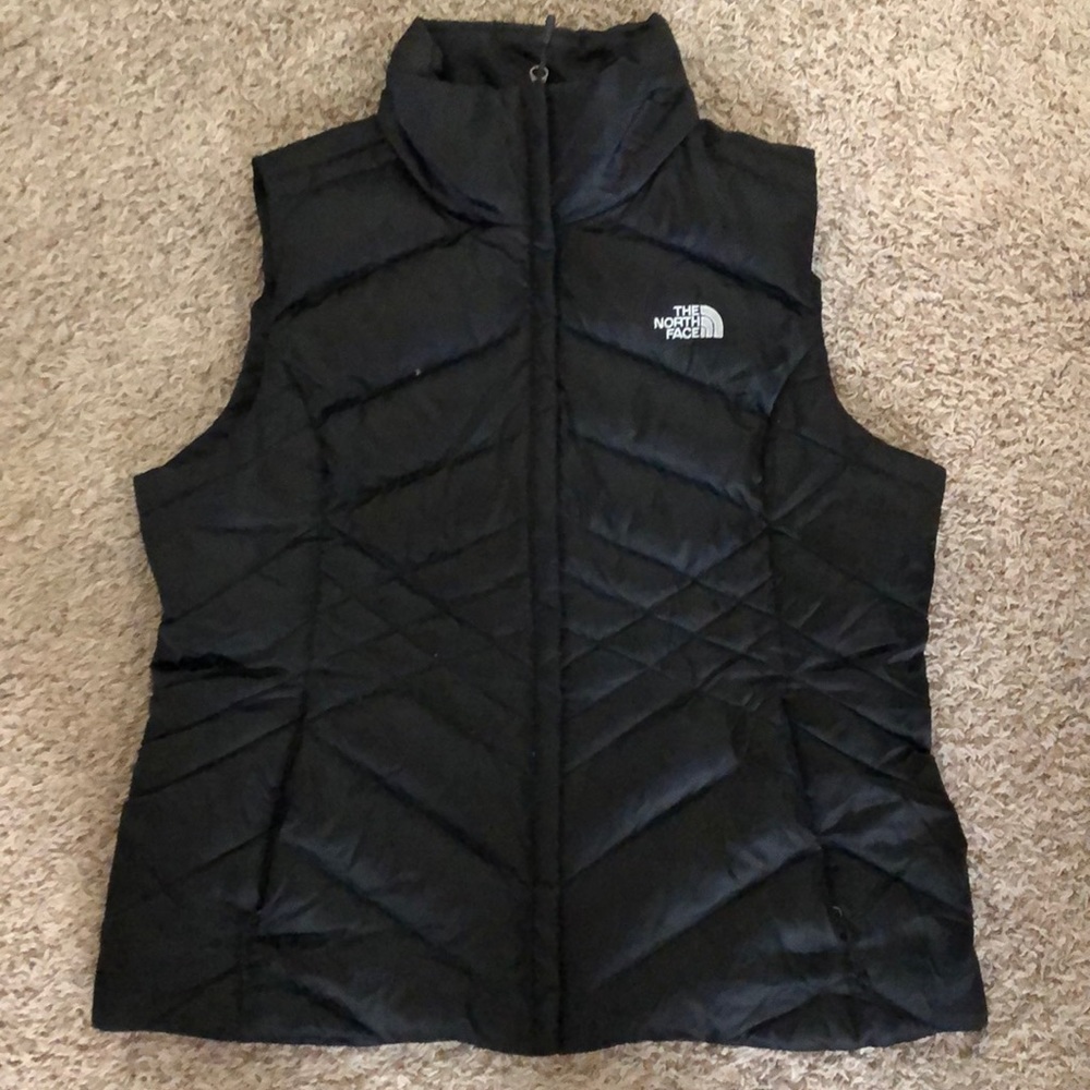 THE NORTH FACE:  Down Vest